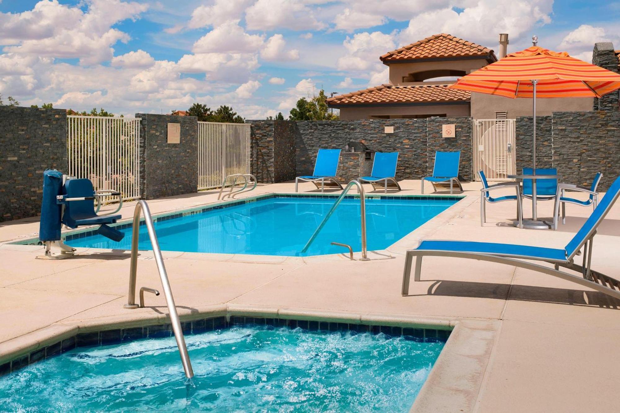 Towneplace Suites By Marriott Albuquerque Airport Ngoại thất bức ảnh
