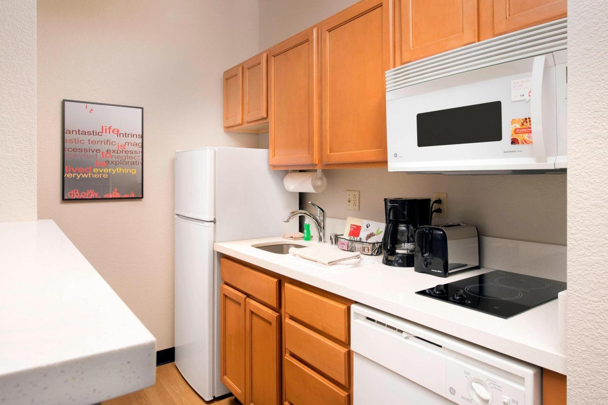 Towneplace Suites By Marriott Albuquerque Airport Ngoại thất bức ảnh