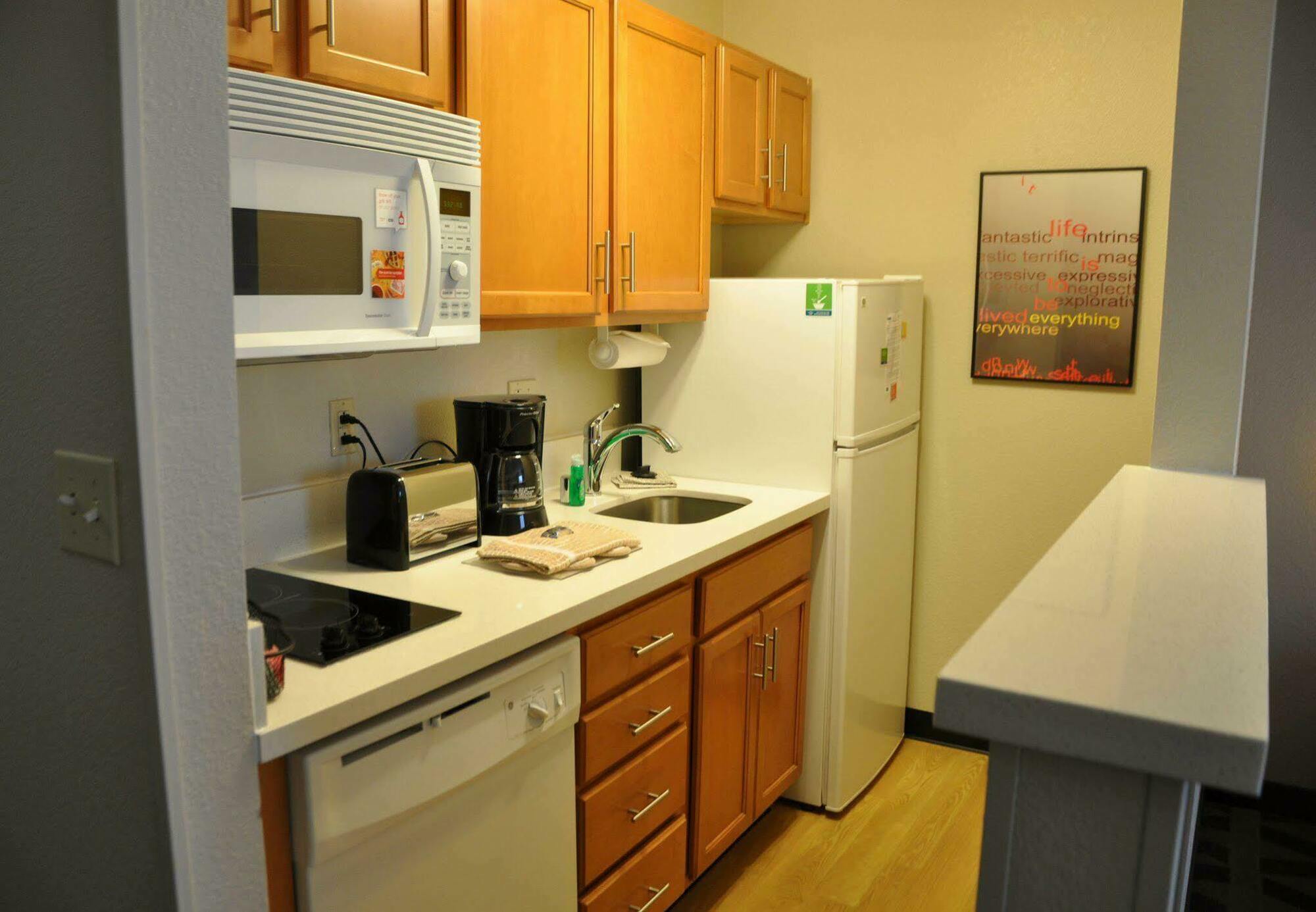 Towneplace Suites By Marriott Albuquerque Airport Ngoại thất bức ảnh